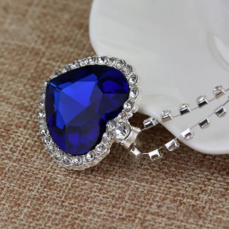 Titanic Heart of the Ocean Necklace - Stylish Crystal Pendant